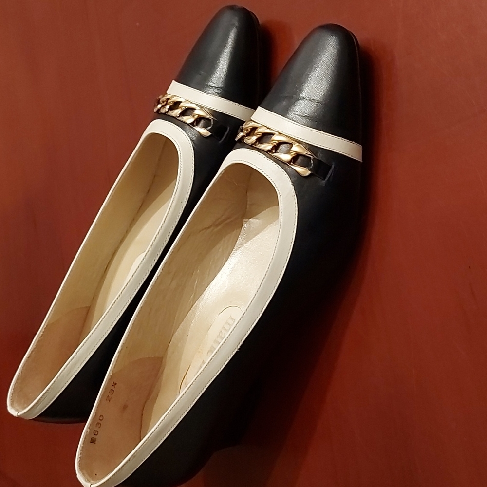 Vintage ladies shoes
